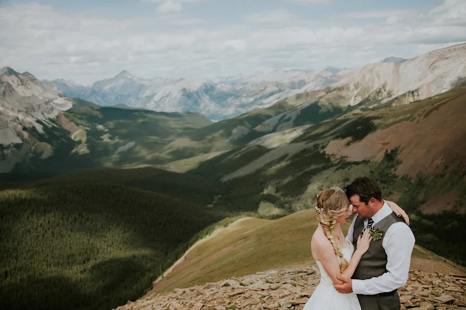 Sarah Pukin Photography best Calgary wedding photographer